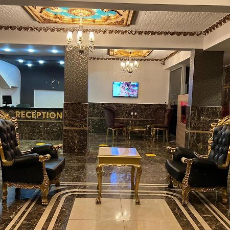 Grand Black Hotel Мерсин Екстериор снимка
