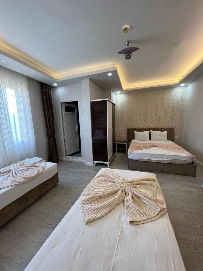 Grand Black Hotel Мерсин Стая снимка