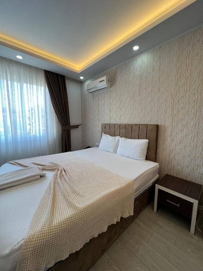 Grand Black Hotel Мерсин Екстериор снимка